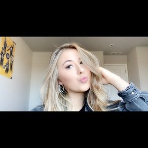 Meet your Posher, Ashlin